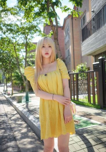 在线三级电影_JVID性感写真