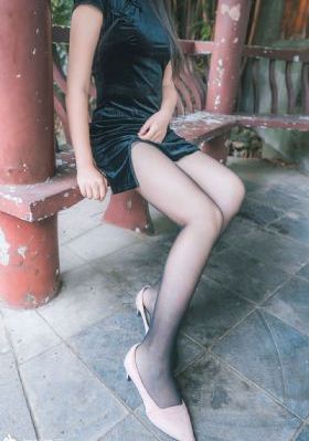 《伯爵夫人》在线观看_十万网红美女美酱