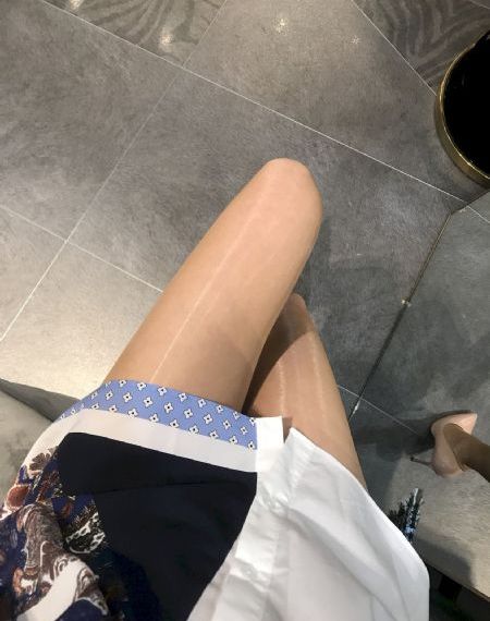 年轻女教师高潮_1080手机免费观看完整
